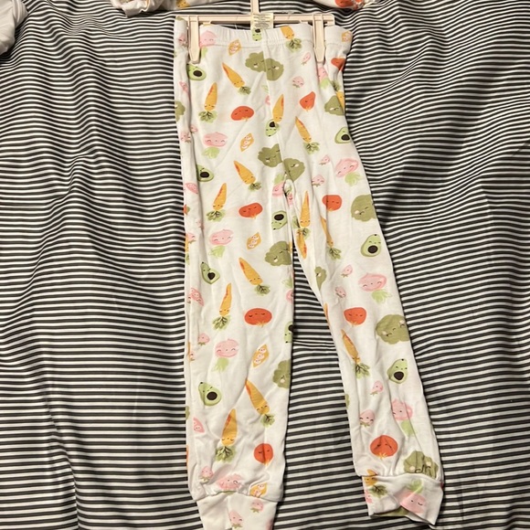 Rabbit Moon veggie Pjs NWT 2t - Picture 2 of 9